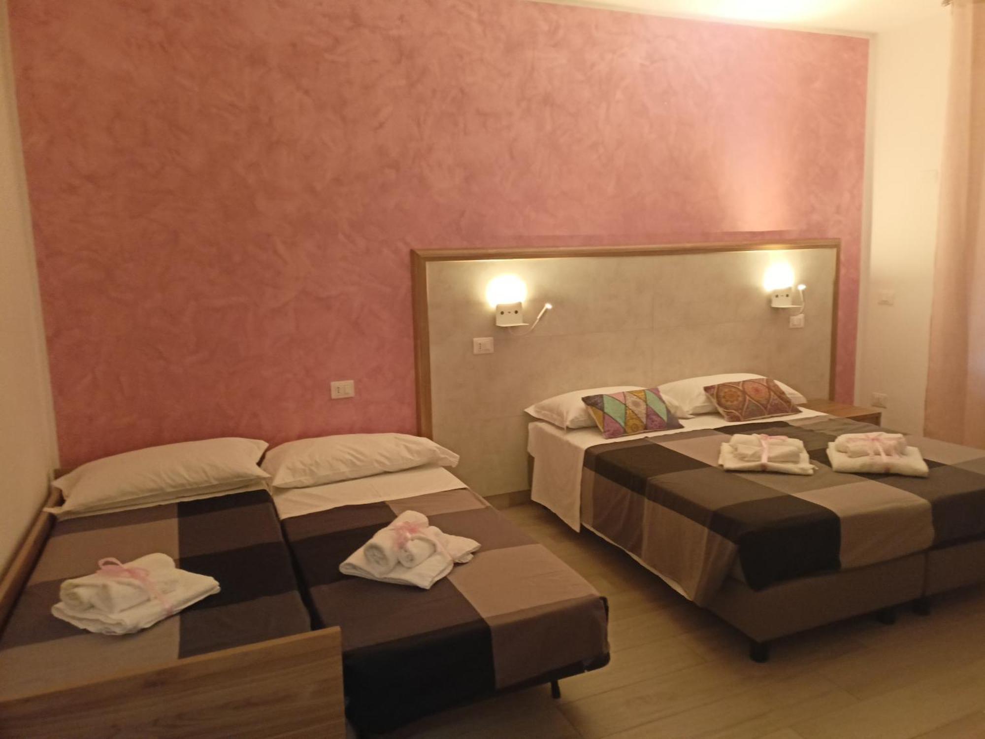 פררה La Dea Rooms מראה חיצוני תמונה