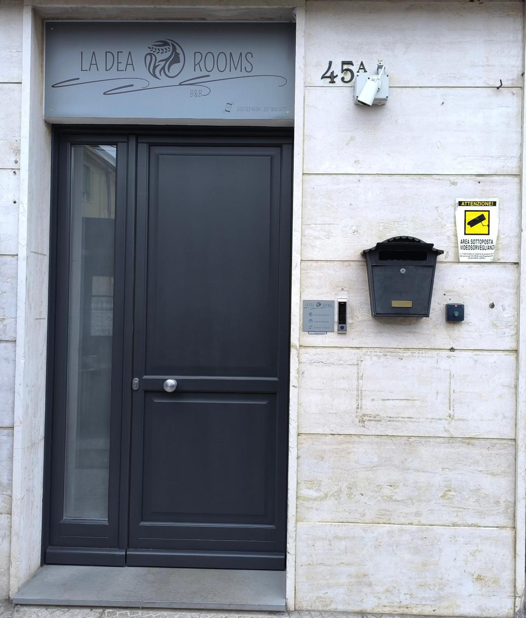 פררה La Dea Rooms מראה חיצוני תמונה